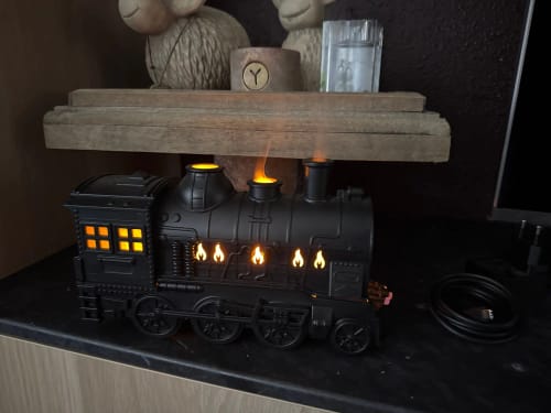 Mini Train Shape Essential Oil Diffuser